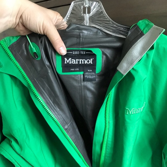 // SOLD // Lightweight Gore-tex rain jacket - Picture 5 of 6